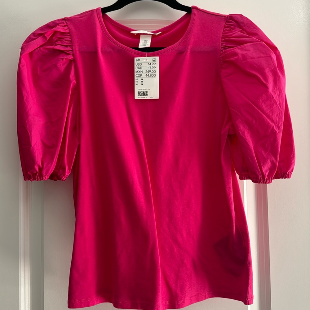 Pink puffer sleeve t shirt
